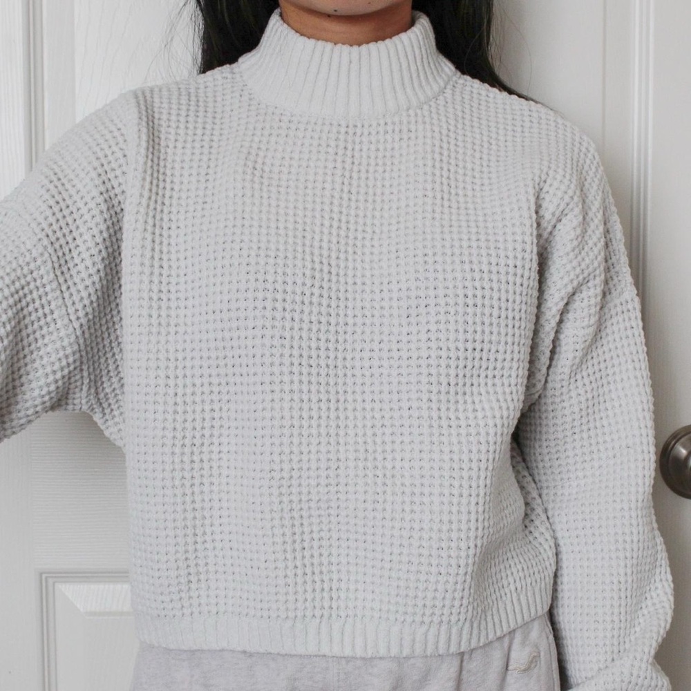 Hollister Cream Turtleneck Sweater